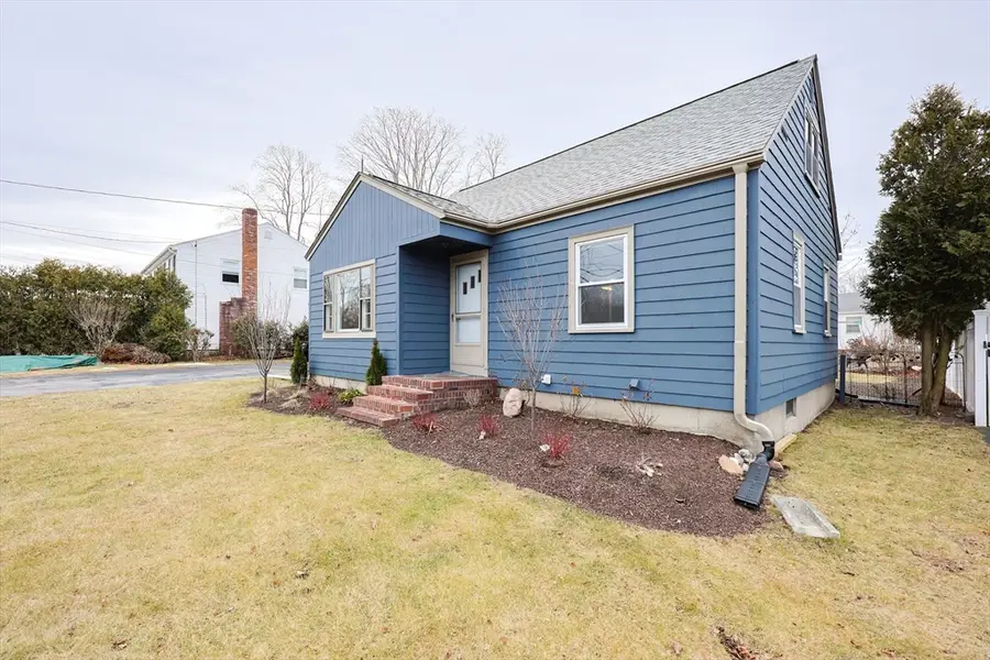 23 Crescent Ave, North Attleboro, MA 02760 - Image #3