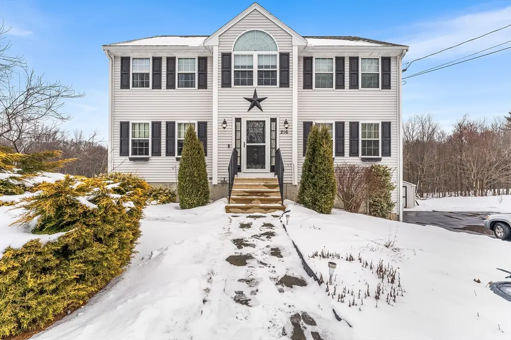 216 Gray Rd, Templeton, MA 01468 - Image #1
