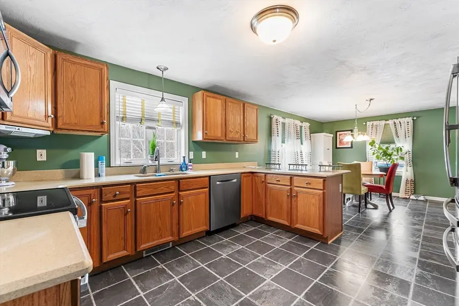 216 Gray Rd, Templeton, MA 01468 - Image #2