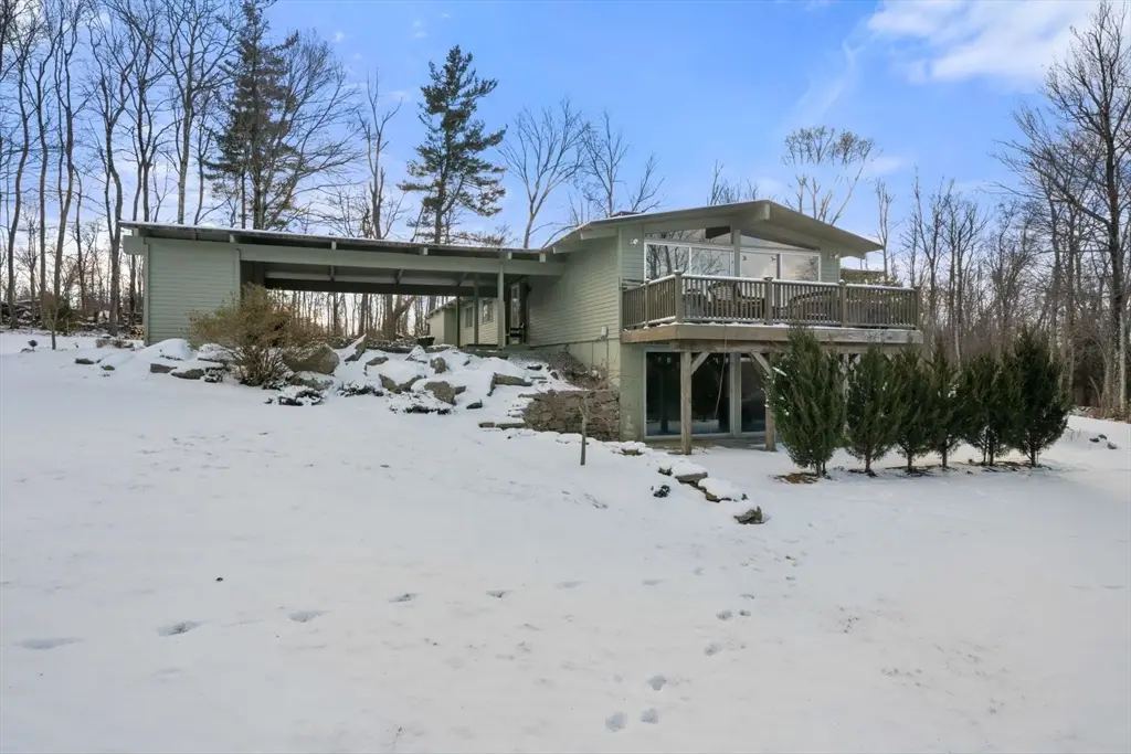 15 Westview Dr, Sutton, MA 01590 - Image #1