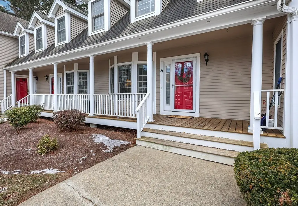 34 Bellwood Cir #34, Bellingham, MA 02019 - Image #1
