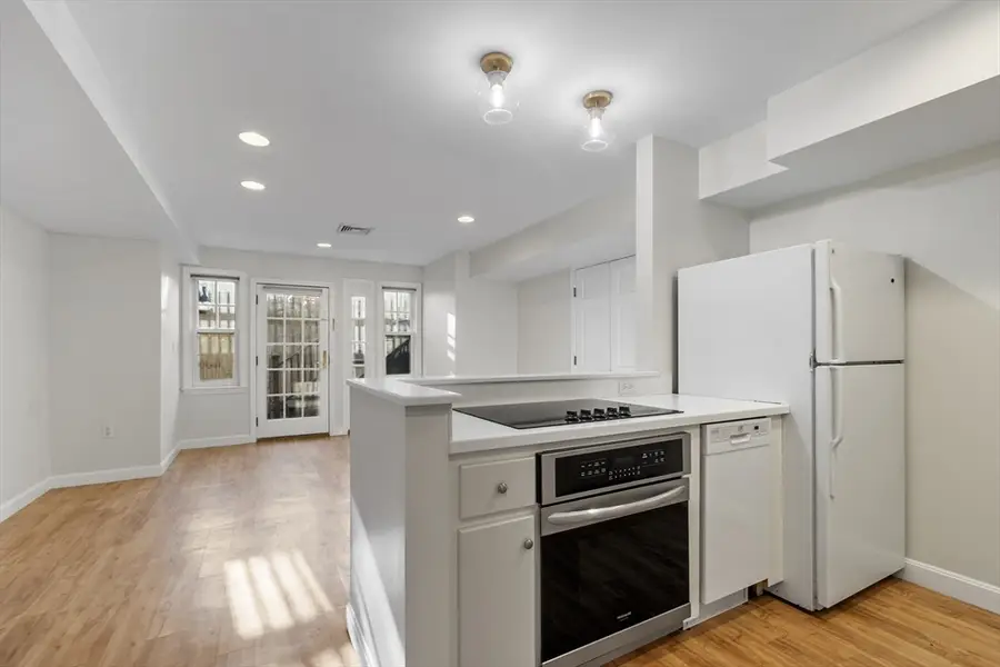 27R West Street #8, Beverly, MA 01915 - Image #3
