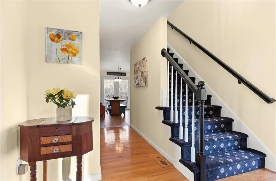 53 Russells Way, Westford, MA 01886 - Image #2