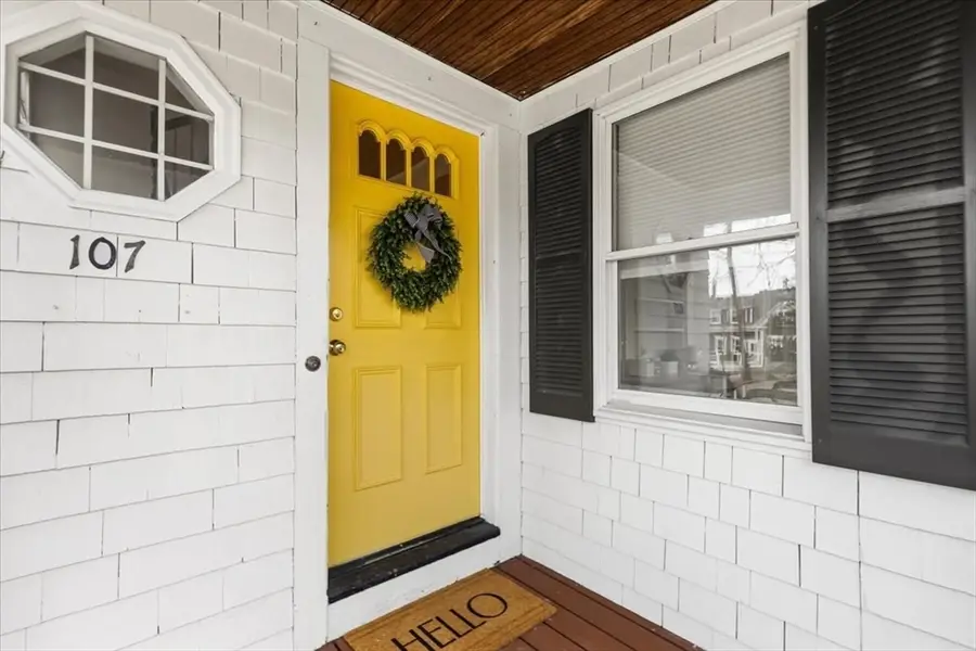 107 Hull St, Cohasset, MA 02025 - Image #2