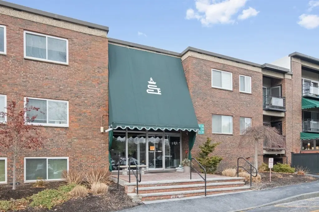 1202 Greendale Ave #133, Needham, MA 02492 - Image #1