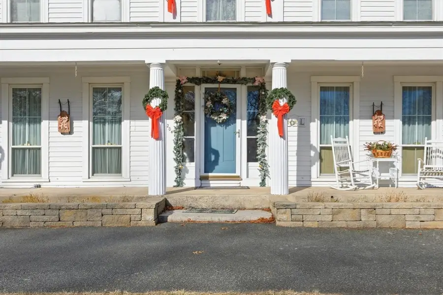 204 Village St, Medway, MA 02053 - Image #3