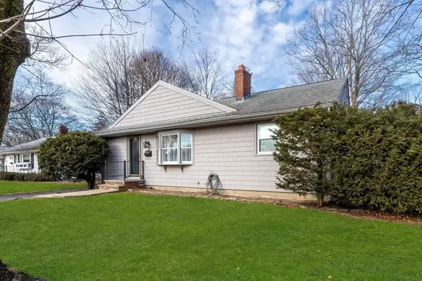 6 Bartlett Rd, Danvers, MA 01923