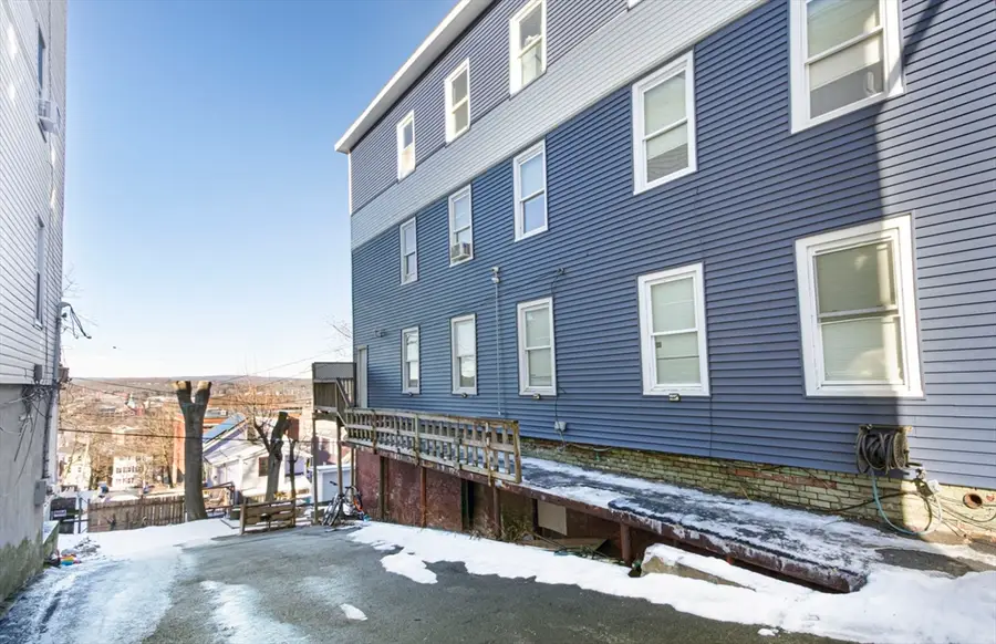 109 Merrifield St, Worcester, MA 01605 - Image #3