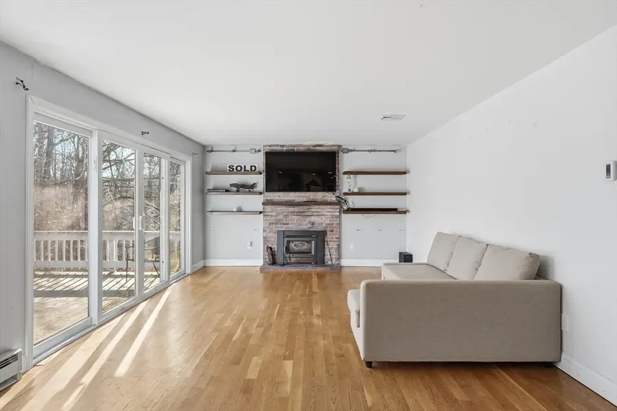 251 Poquanticut Ave, North Easton, MA 02356 - Image #2