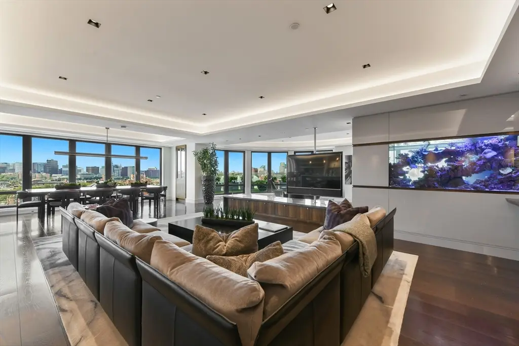 776 Boylston #E11A, Boston, MA 02199 - Image #1