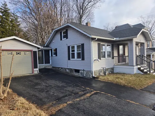 7 Canal St, Millbury, MA 01527