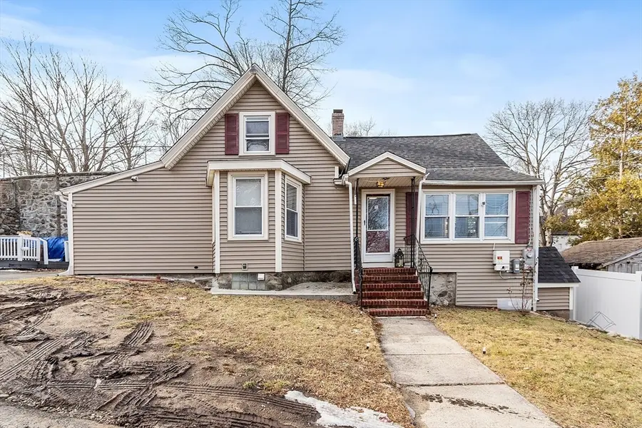 2 Grove St, Methuen, MA 01844 - Image #2