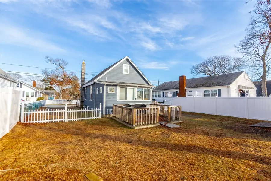 21 Bayview St, Wareham, MA 02571 - Image #2