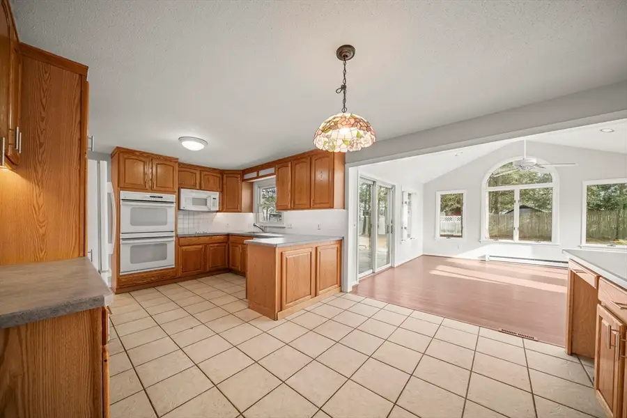 221 Bel Air Drive, Longmeadow, MA 01106 - Image #3