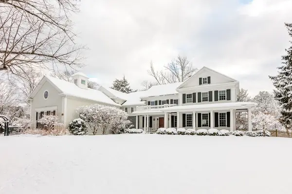 315 Musketaquid Rd, Concord, MA 01742