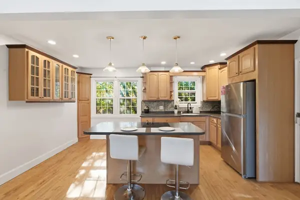 112 Maple St #6, Malden, MA 02148