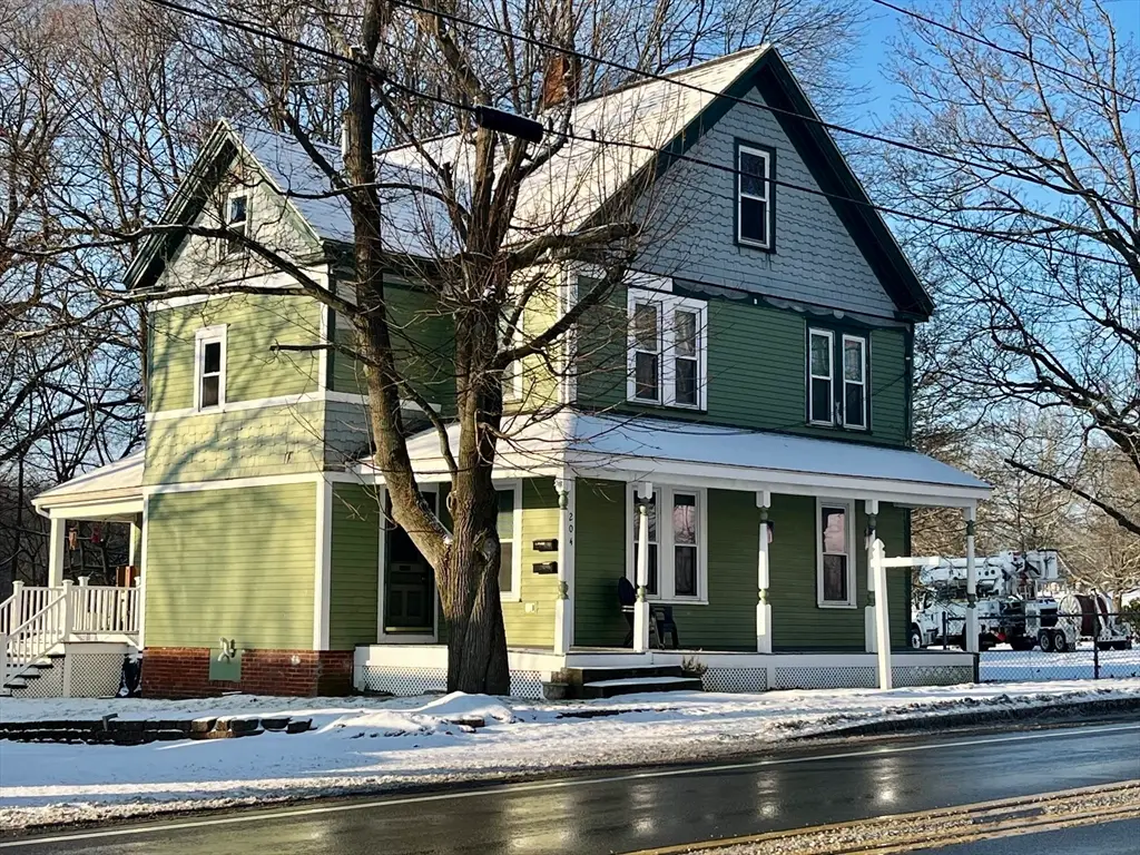 204 Elm, Amesbury, MA 01913 - Image #1