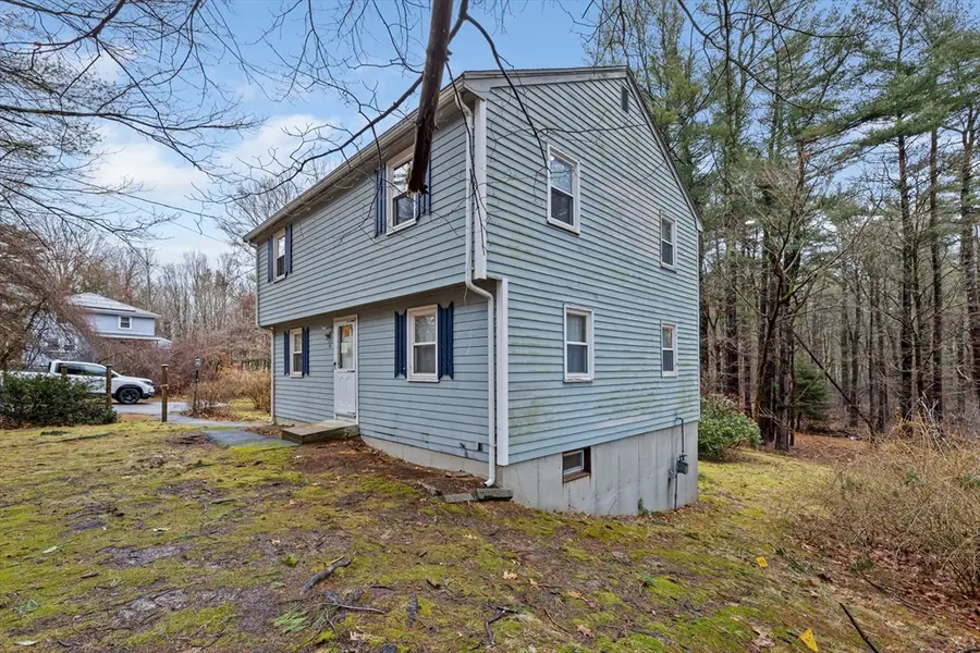 58 Lakeview Rd, Foxboro, MA 02035 - Image #2