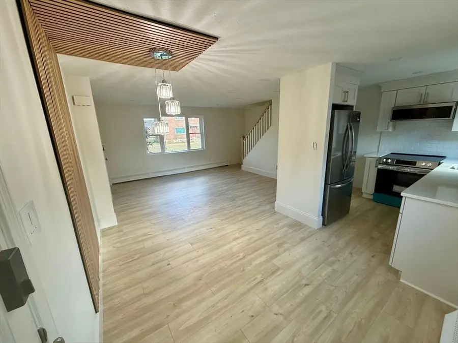 47 Bishop Dr #47, Framingham, MA 01702 - Image #2