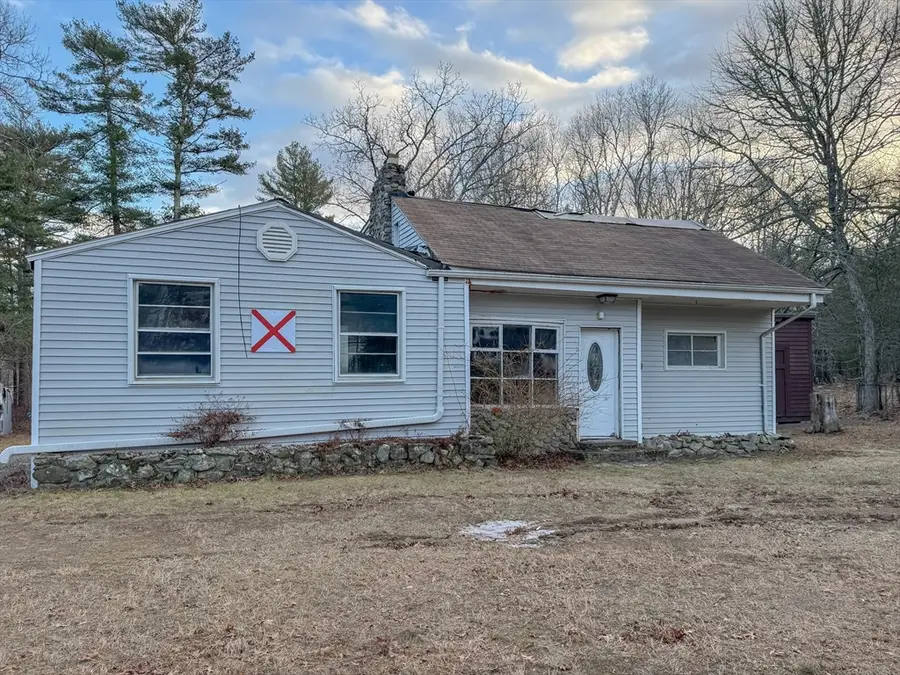 129 Thomas St, Middleboro, MA 02346 - Image #2