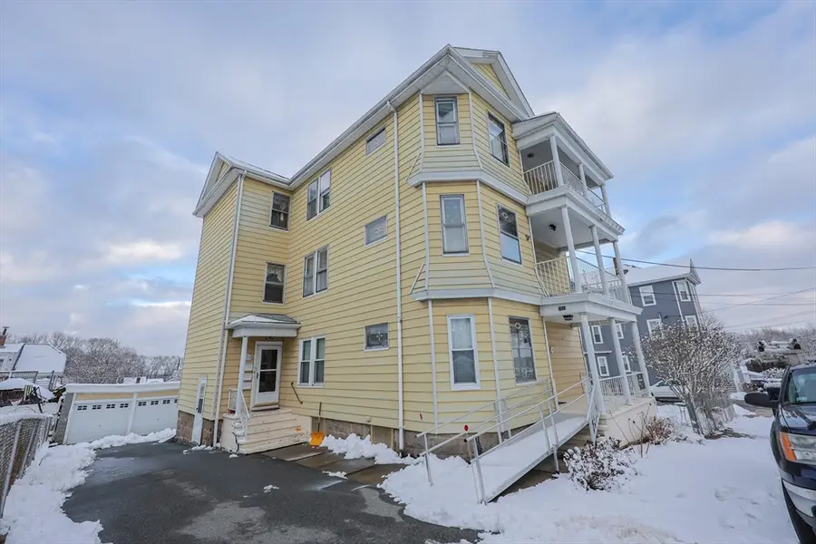 352 Barnes St, Fall River, MA 02723 - Image #2