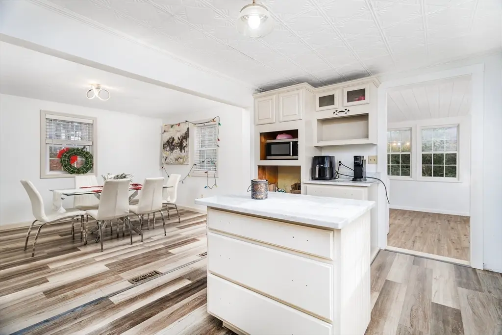 28 Holly Drive, Gardner, MA 01440 - Image #1