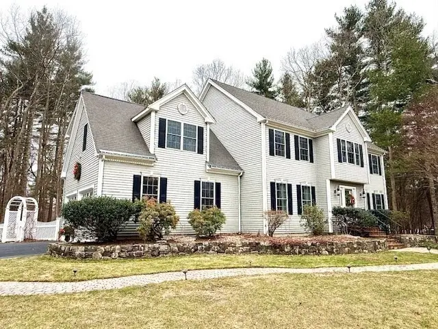 2 Sandstone Lane, Millis, MA 02054 - Image #3