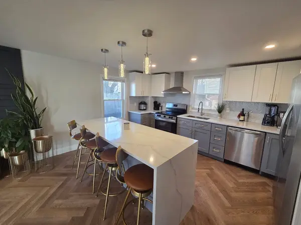 35 Wright St, Stoneham, MA 02180