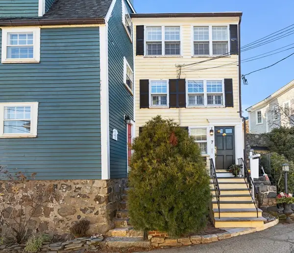 7 Lee #3, Marblehead, MA 01945