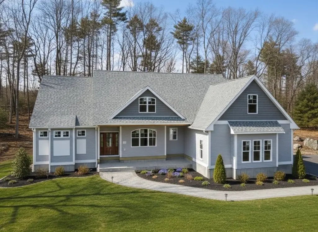 558 Haynes St., Sturbridge, MA 01566 - Image #1