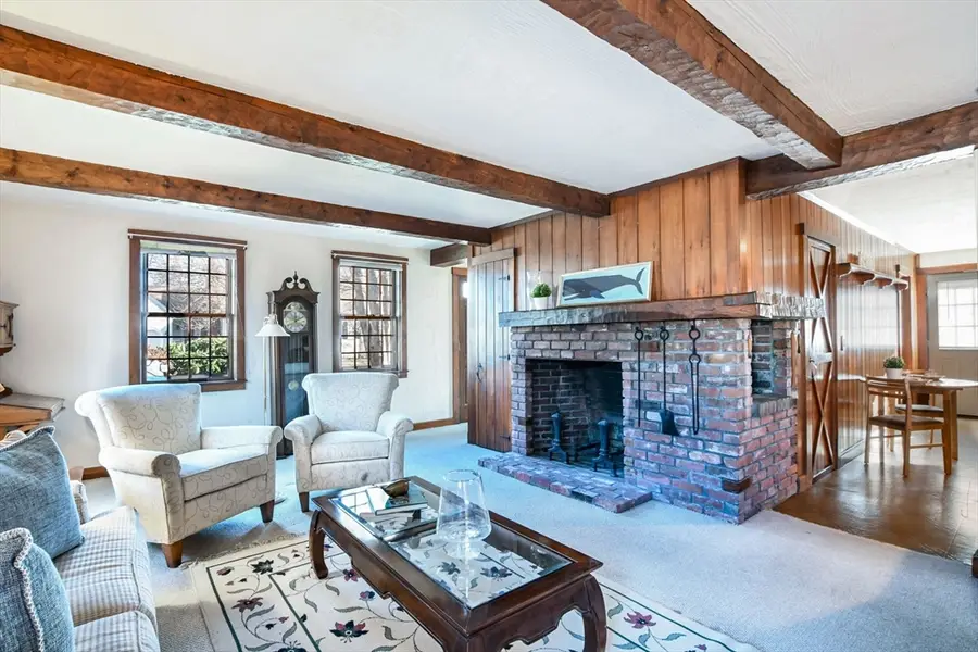 1239 Roseanne St, New Bedford, MA 02740 - Image #2