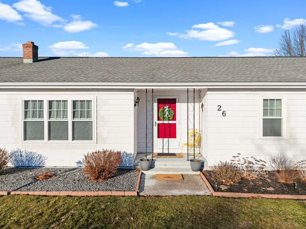 26 Massachusetts Ave, Somerset, MA 02726 - Image #1