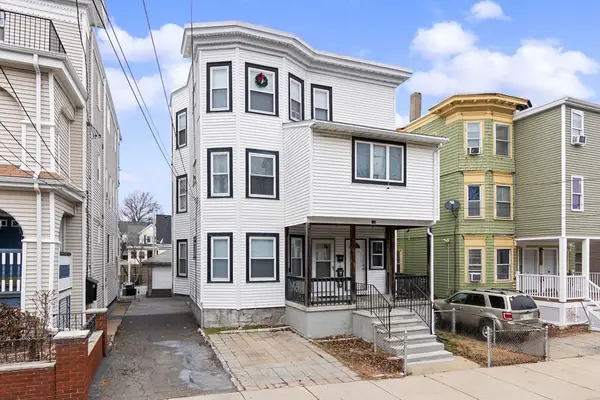 132 Vernal St, Everett, MA 02149