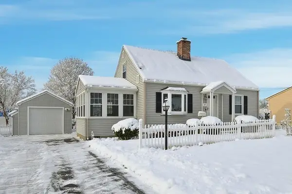 44 Amanda Street, Springfield, MA 01118