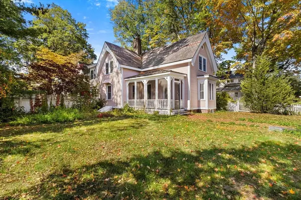 34 Thoreau Street #34, Concord, MA 01742