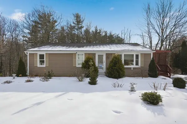 20 Fernwood Drive, Rutland, MA 01543