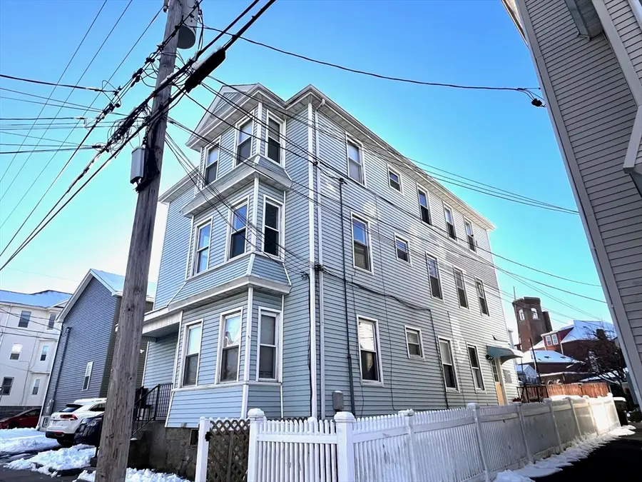 129 County St, Fall River, MA 02723 - Image #2