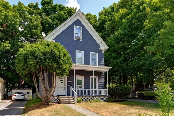 17 Church St, Hopkinton, MA 01748