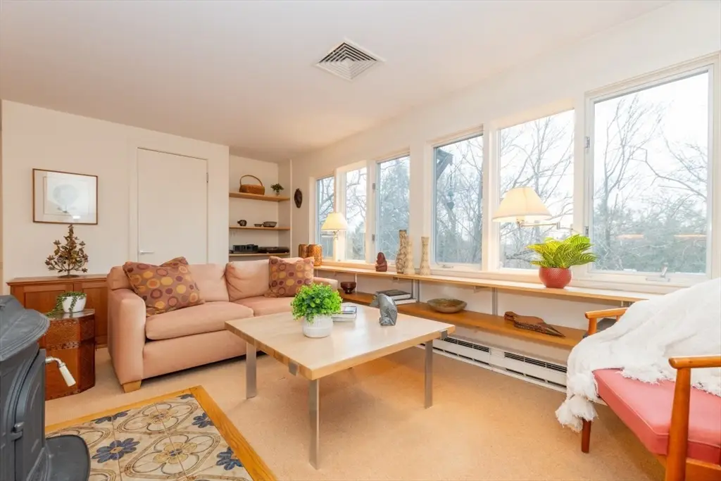 73 Valentine St, Newton, MA 02465 - Image #1