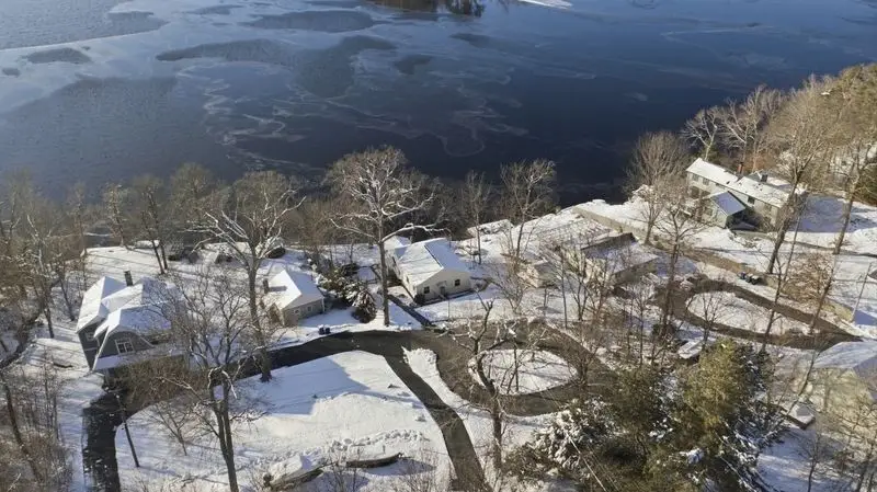 131 Hemlock Shore Road, Lakeville, MA 02347 - Image #2