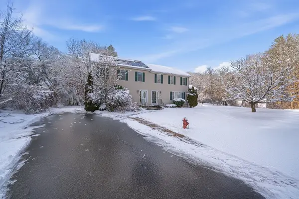 7 Carlys Way #7, Rockland, MA 02370