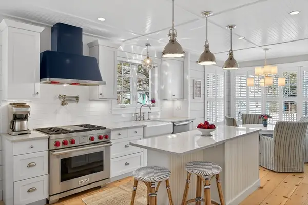 23 Cobblestone, Plymouth, MA 02360