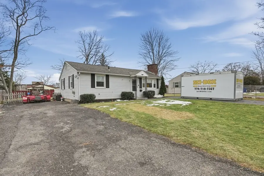 41 Lorchris St, Leominster, MA 01453 - Image #3