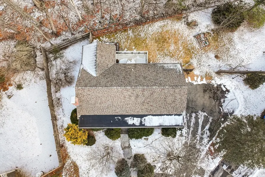 90 Sunnyside Ave, Reading, MA 01867 - Image #3