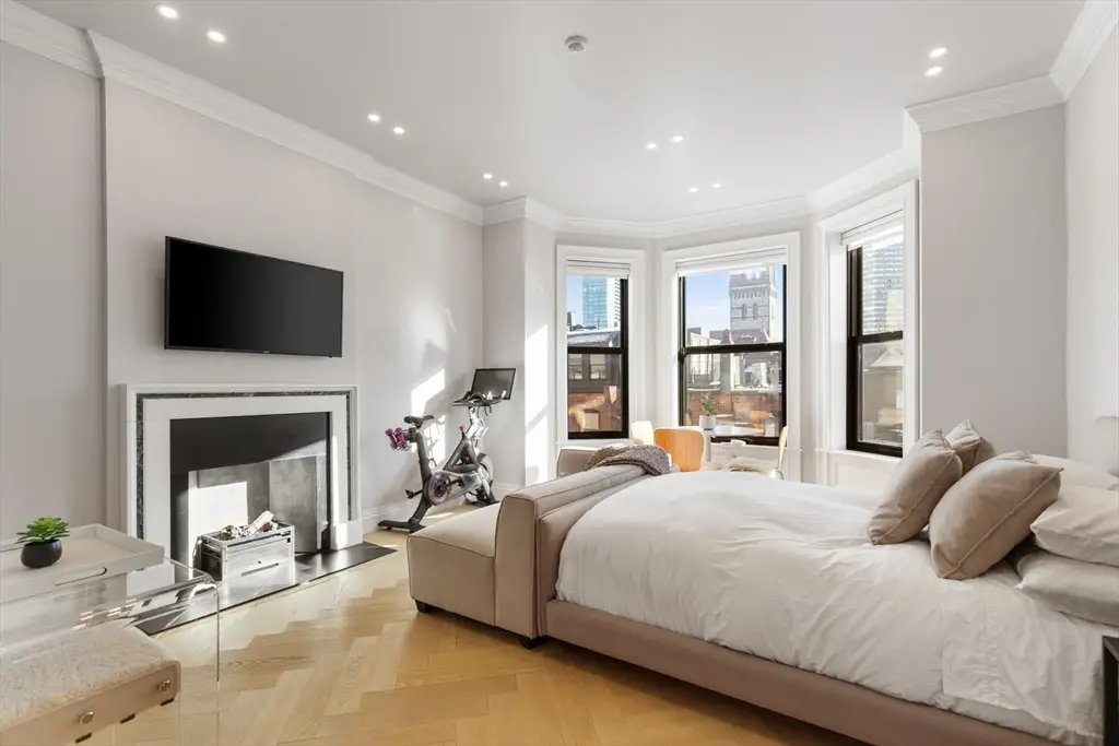 160 Commonwealth Ave #410, Boston, MA 02116 - Image #1