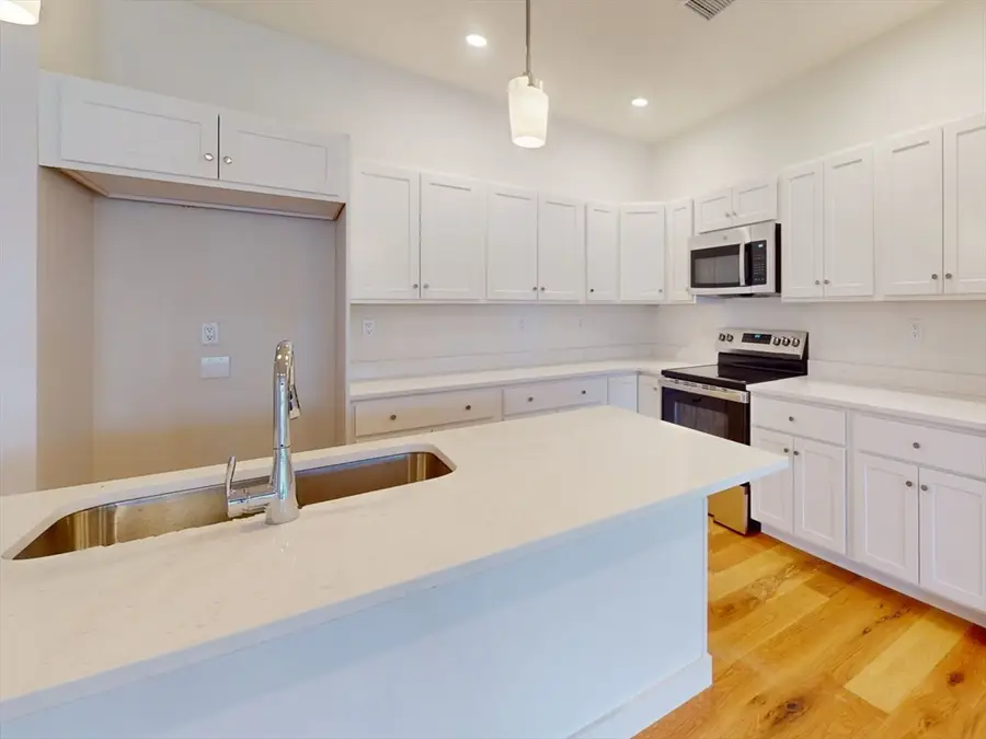 266 Monponsett Street #1103, Halifax, MA 02338 - Image #2