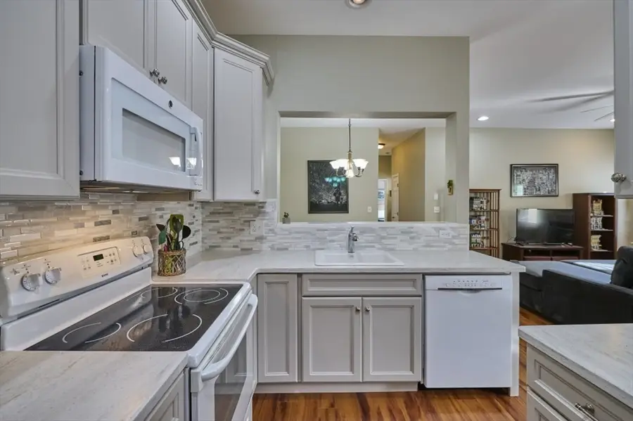 1014 Gazebo Circle #1014, Reading, MA 01867 - Image #3