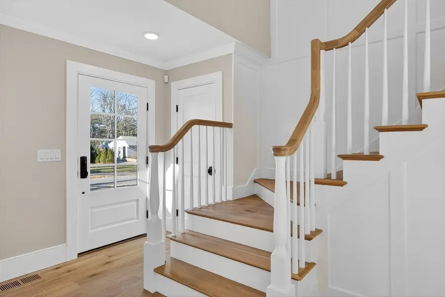 146 Scudder Rd, Osterville, MA 02655 - Image #2