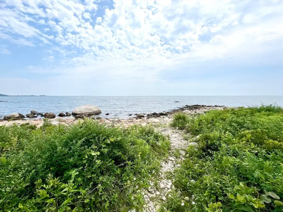 3 Rockland St, Dartmouth, MA 02748 - Image #3