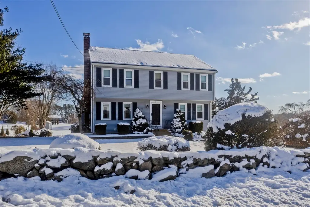 11 Bellingham Rd, Blackstone, MA 01504 - Image #1